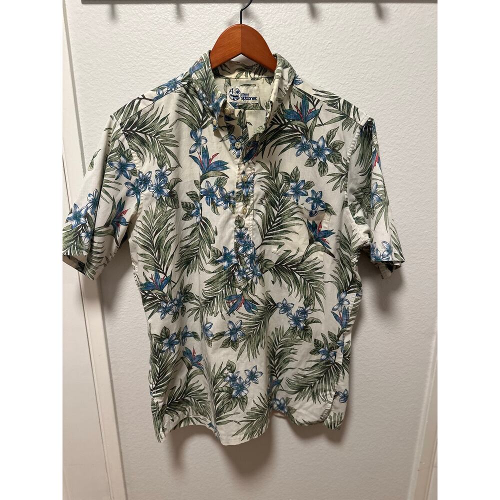 Vintage Reyn Spooner Floral Print Popover Hawaiian Shirt, Size Medium.